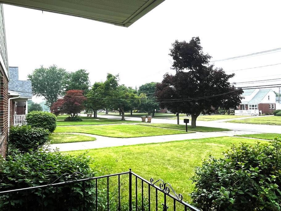 Entire Home In Buffalo - 6 Guests 3 Bedroom 1 Bath - Convenient Location - 25Min To Niagara Falls Eksteriør bilde
